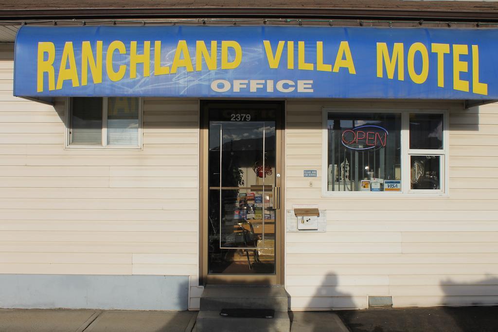Ranchland Villa Motel Merritt Exterior photo